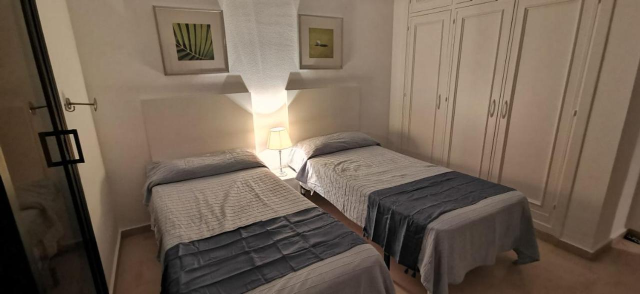 Vista Azul Apartment Estepona Luaran gambar