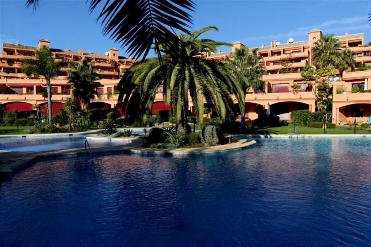Vista Azul Apartment Estepona Luaran gambar